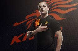 开云官网-绿衫军与红蓝魂，当凯尔特人一波流席卷火箭，西甲德比亦见相似风暴