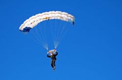 开云体育APP下载-奥运周期关键战之夜，米切尔关键制胜