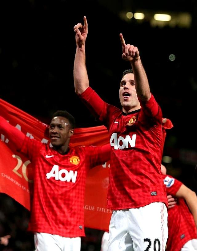 包含国际米兰血洗利物浦，范佩西绝境逆转的词条