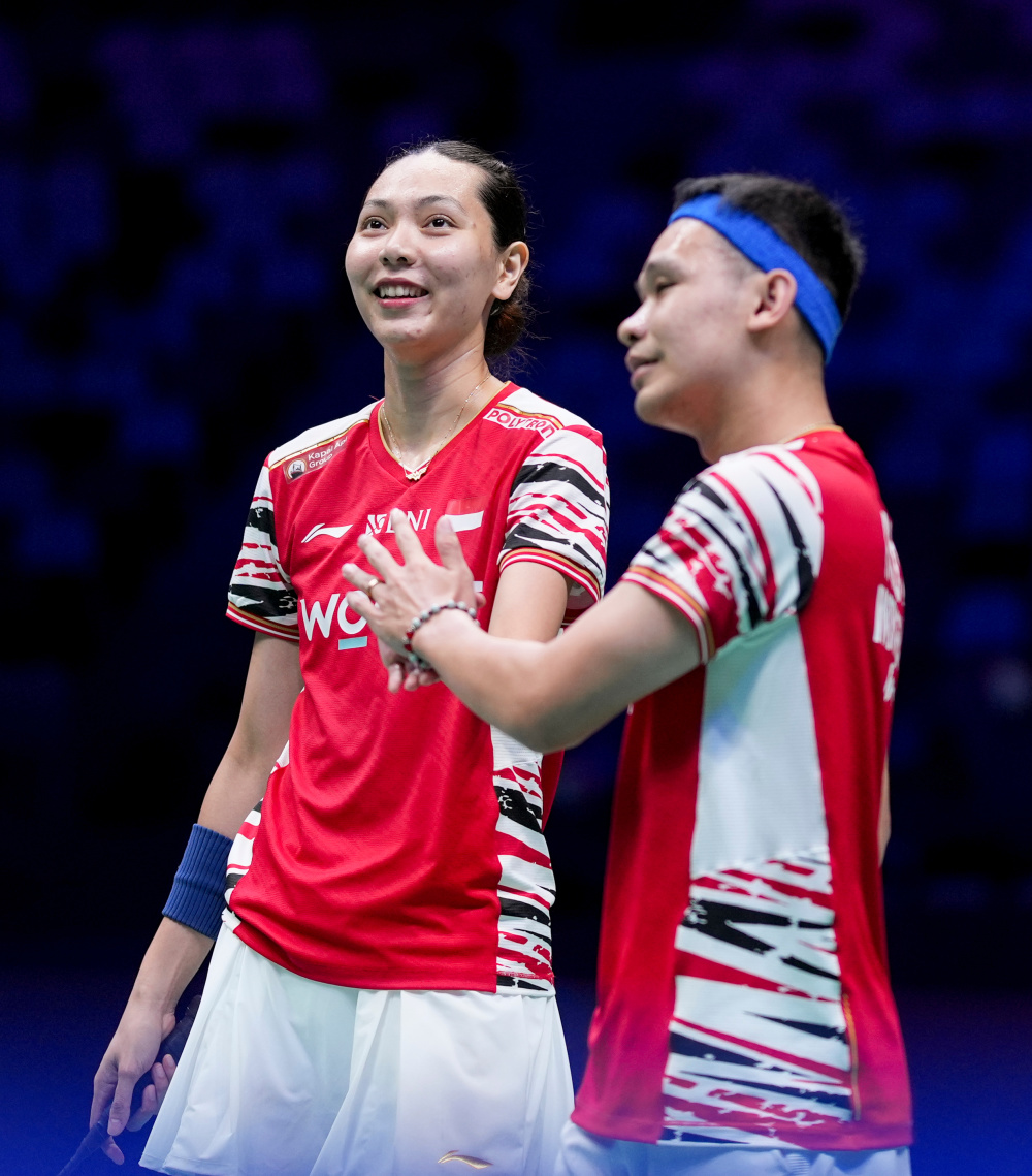 包含日本羽毛球队鏖战泰国羽毛球队，马琳一己之力扛起全队的词条