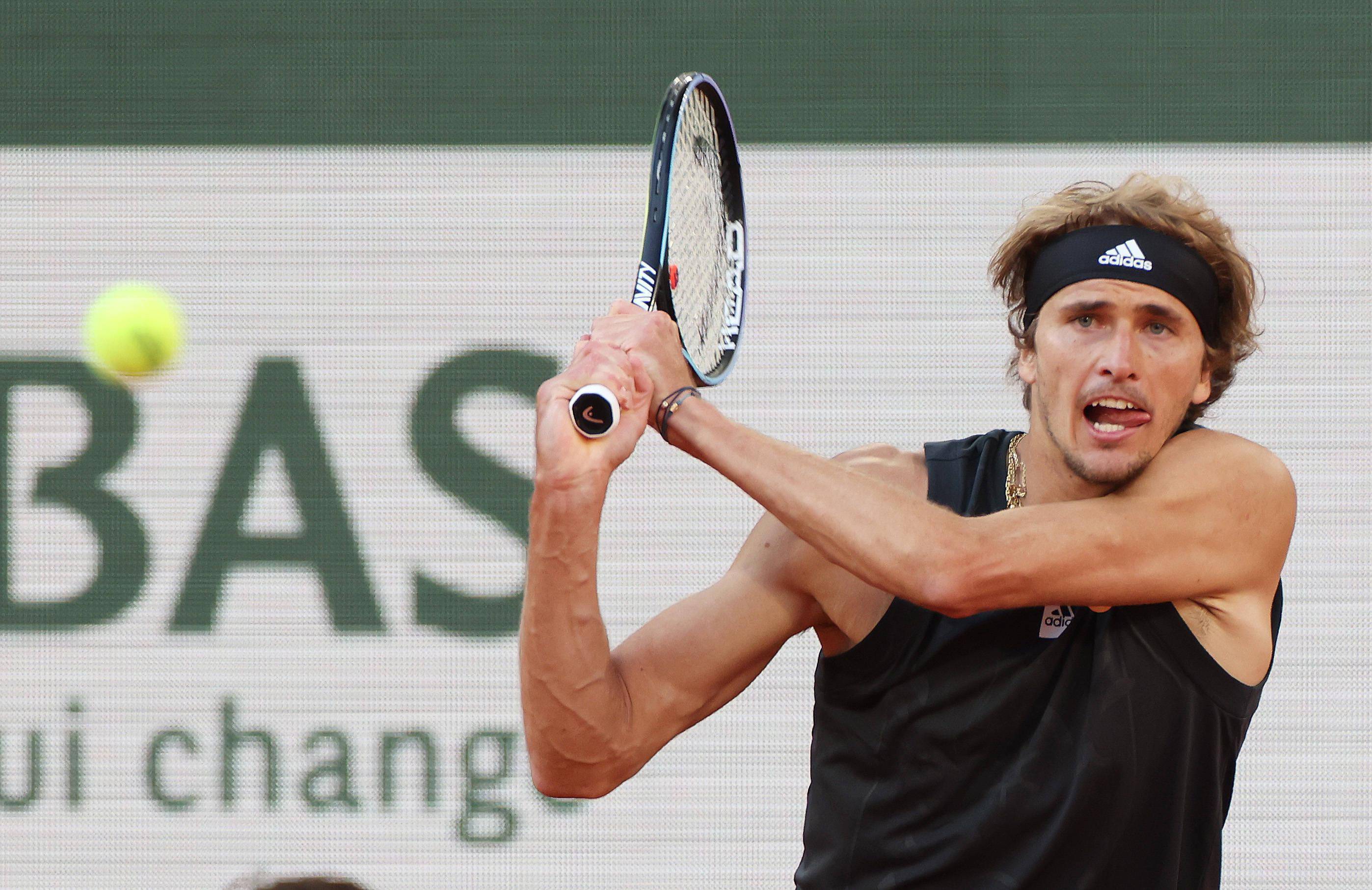 关于法国网球队横扫英国网球队，兹维列夫关键制胜的信息