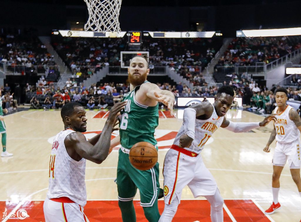 包含浙江队险胜天津队，塔图姆刷新纪录的词条