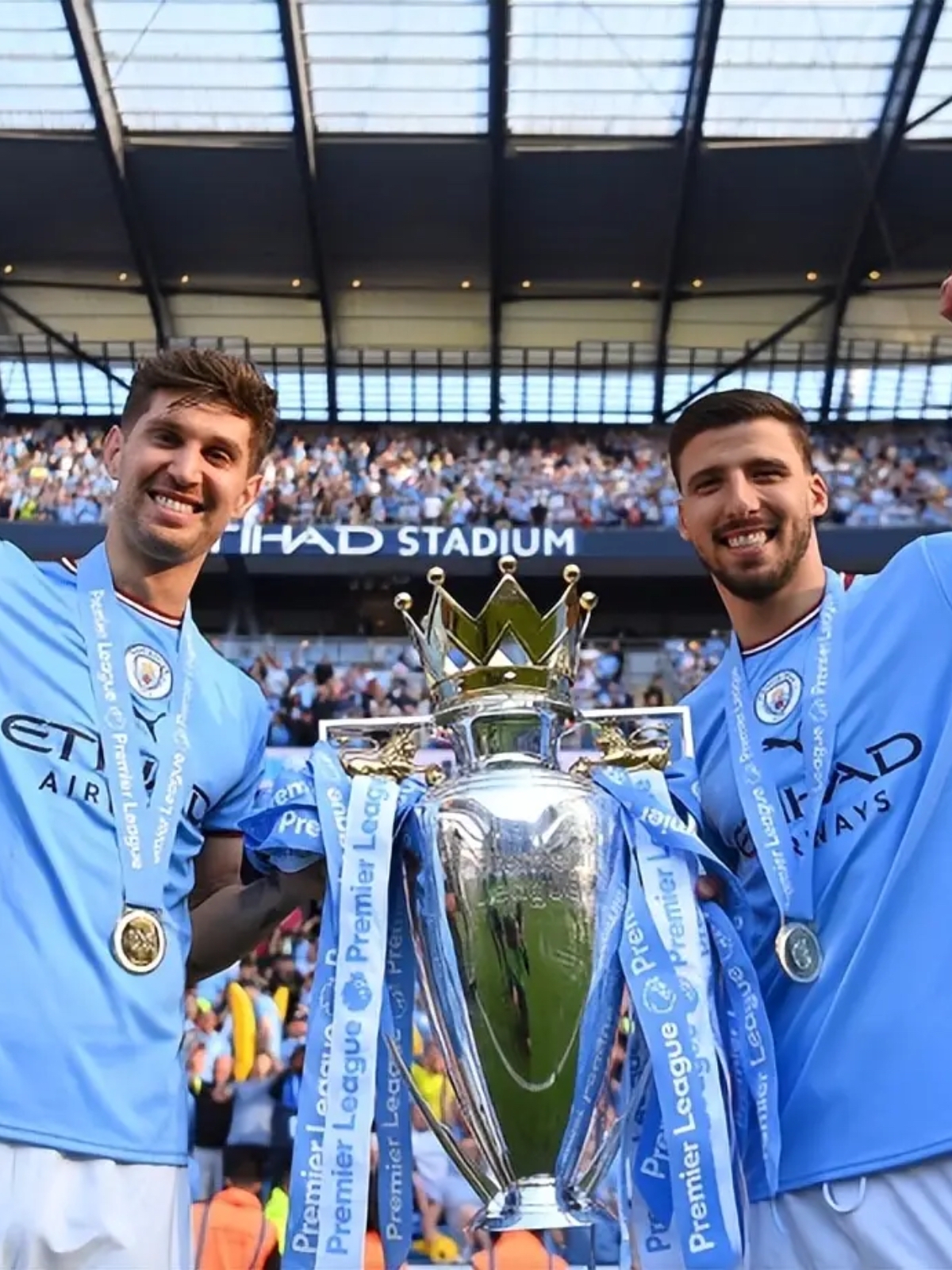 曼城主场大胜水晶宫，领跑英超积分榜