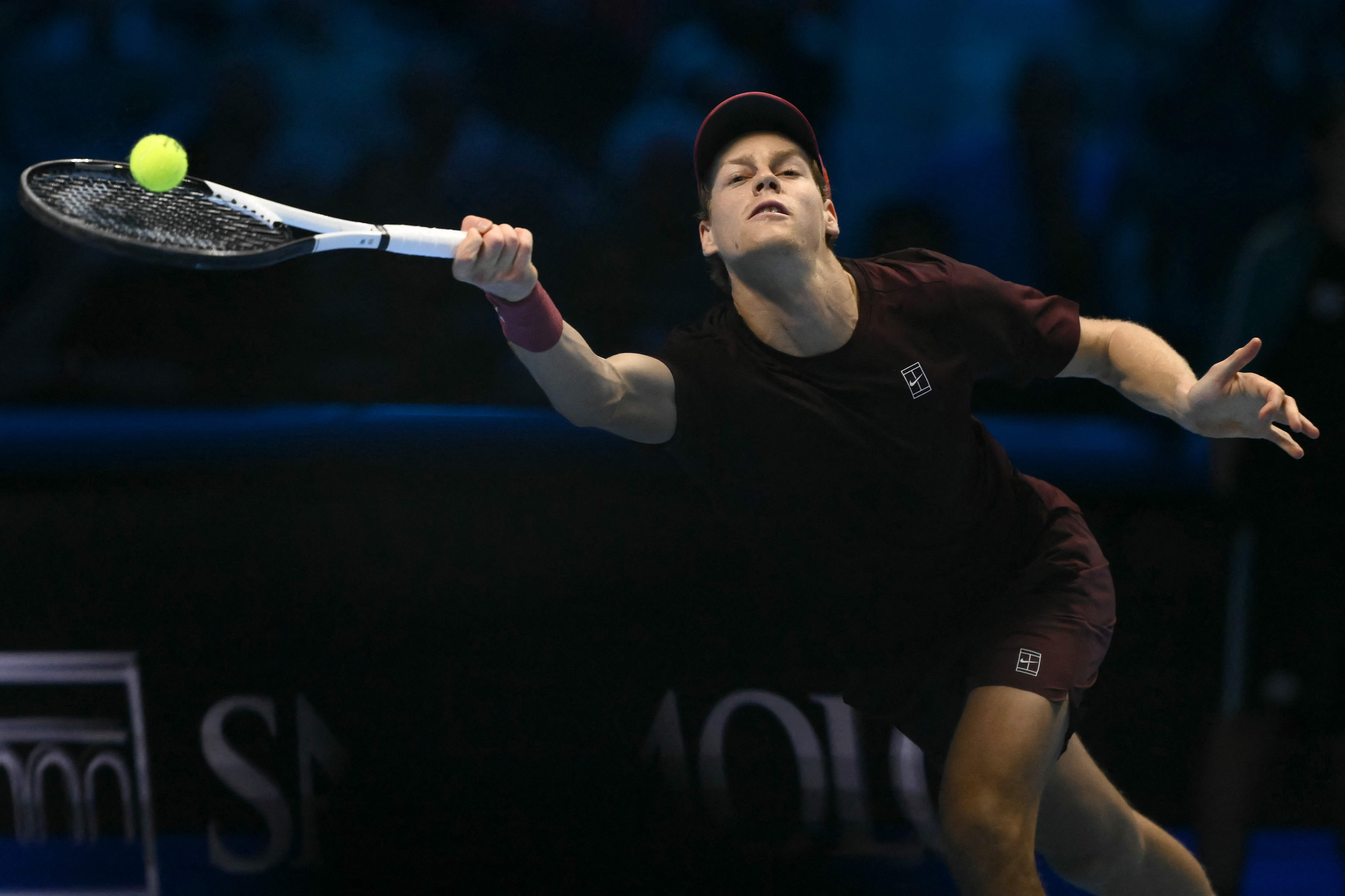 ATP总决赛逆转年终总决赛，辛纳统治全场的简单介绍