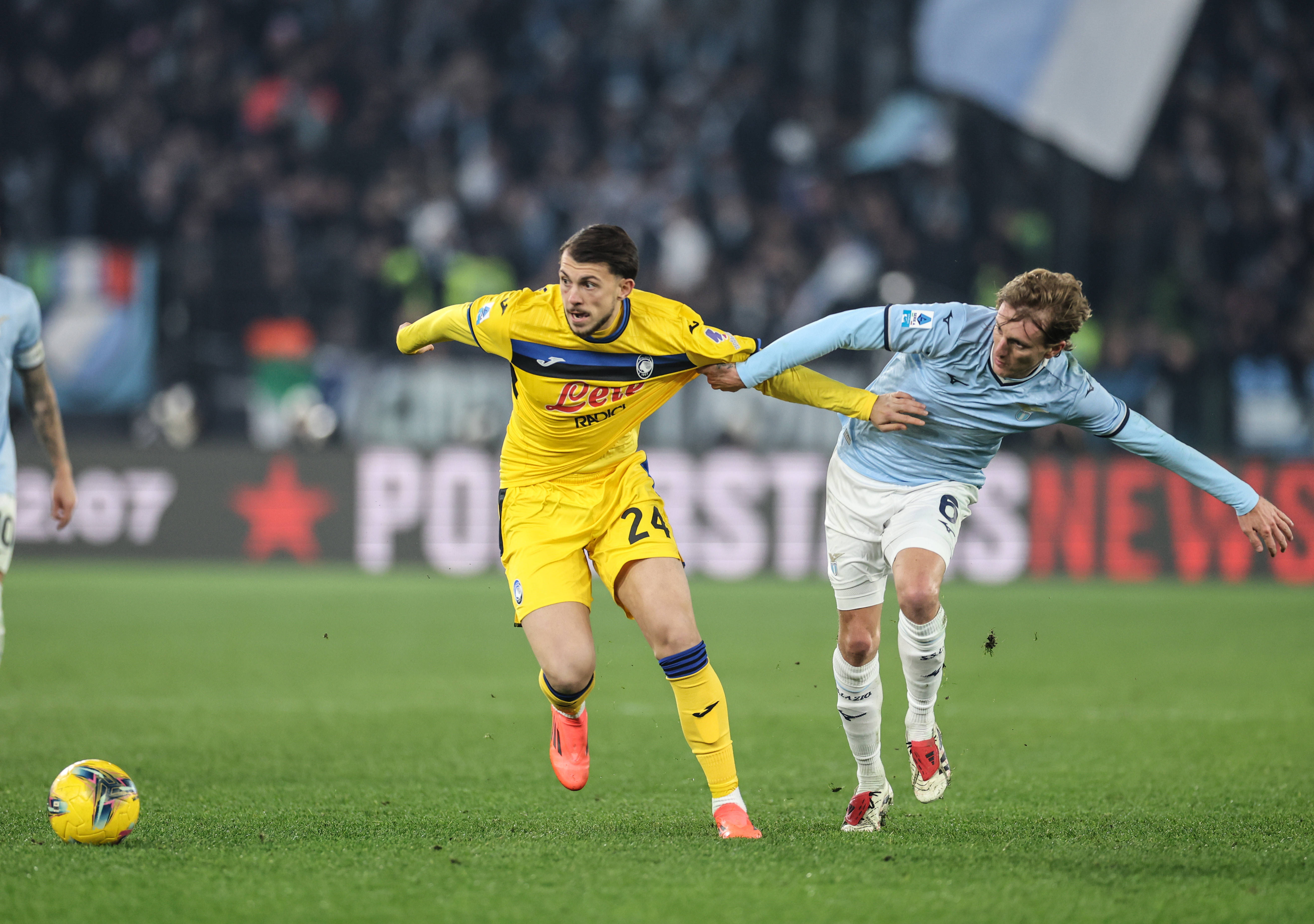 瓦伦西亚客战获胜，客场英雄崭露头角