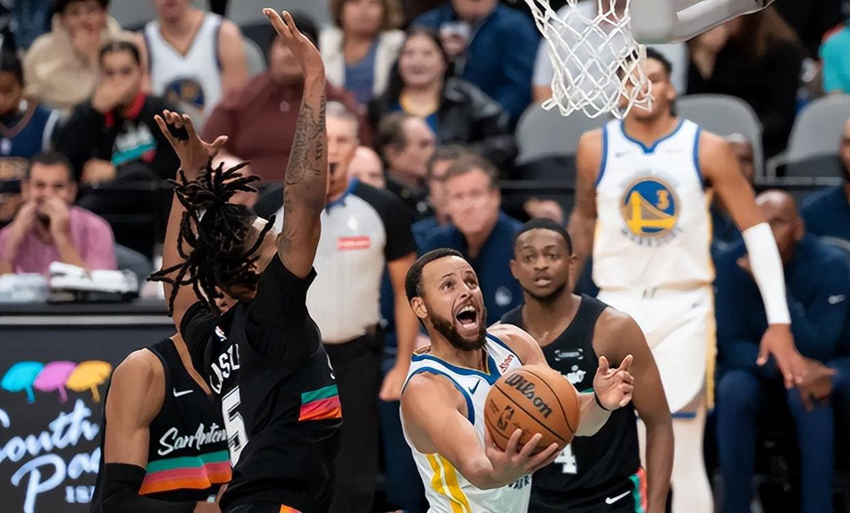 包含大放异彩，球员疯狂得分砍翻对手的词条