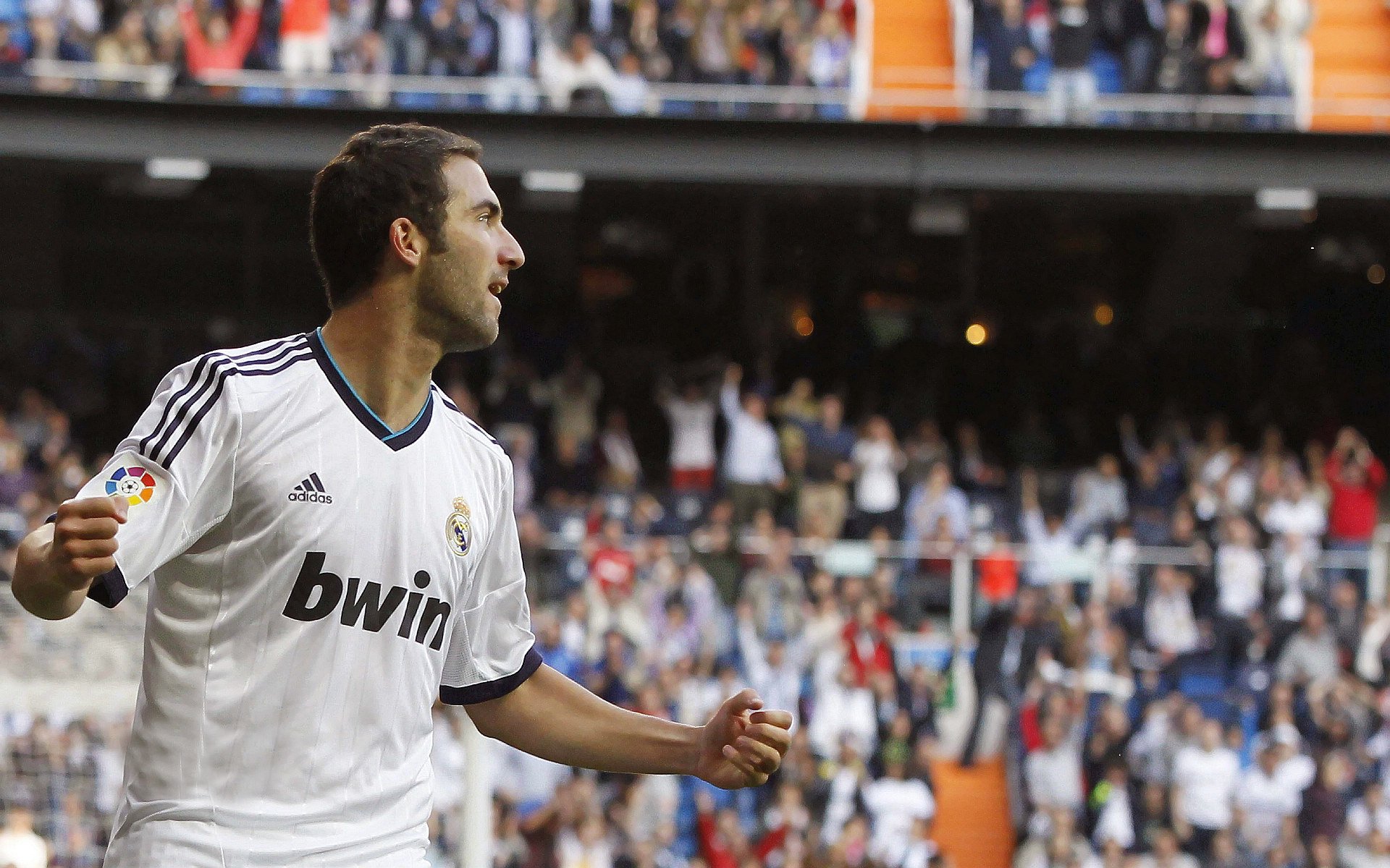 杰伦·格林节奏完全掌控,广东队速胜湖人