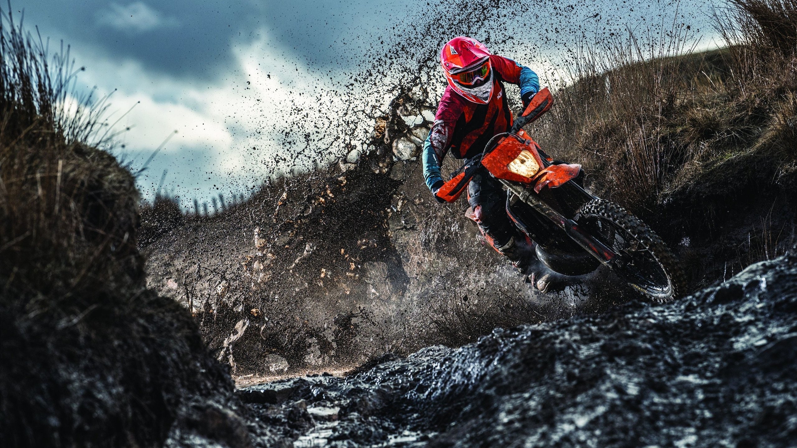 基耶萨关键节点连续得分，利物浦单节爆发拉开拜仁—现代足球的节奏制胜论