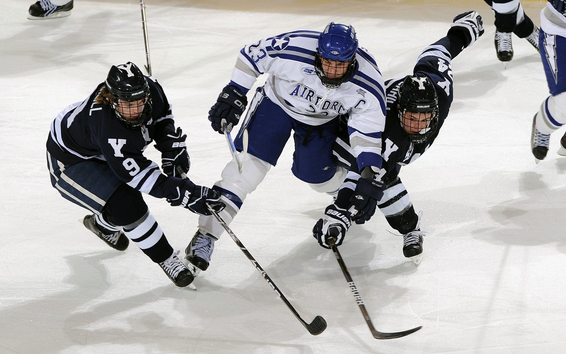 孔德一锤定音,波兰战术纪律下的巅峰对决与加纳的遗憾退场