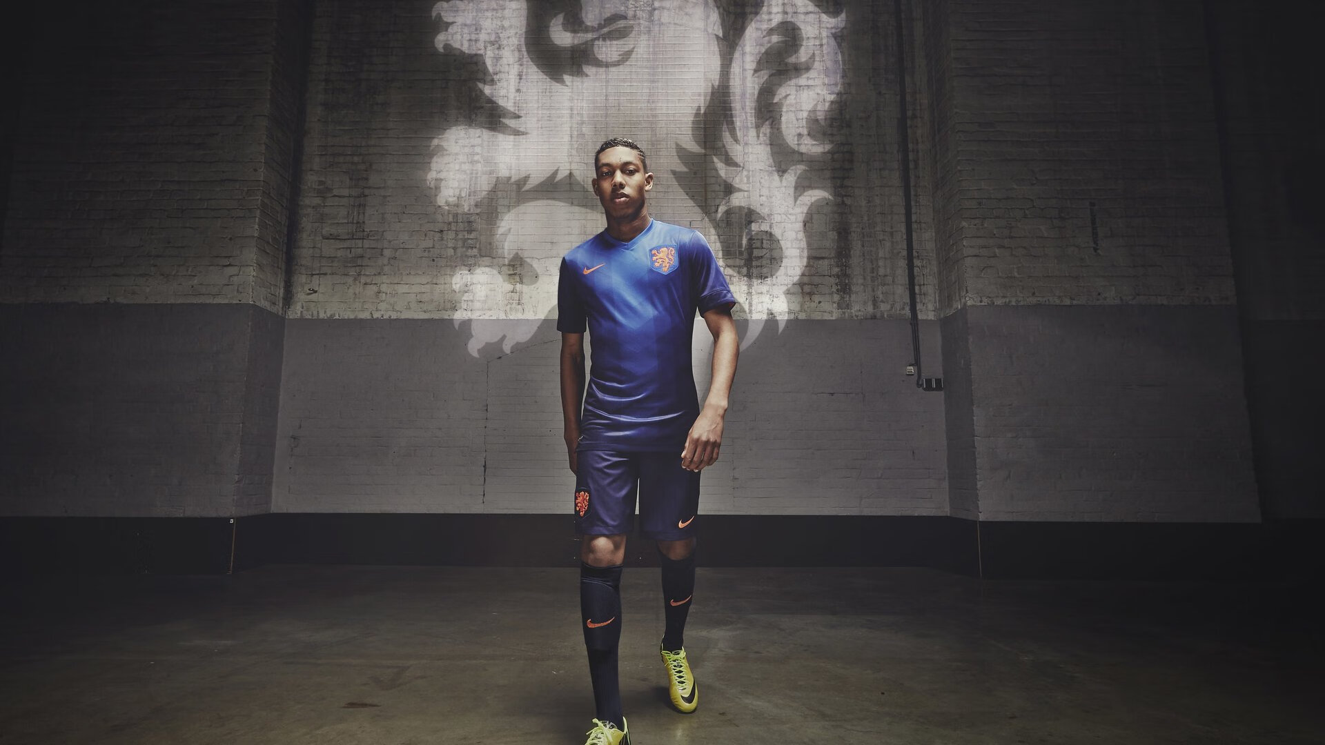 独行侠的街道法则，当F1的精准超越篮球场的淘汰赛